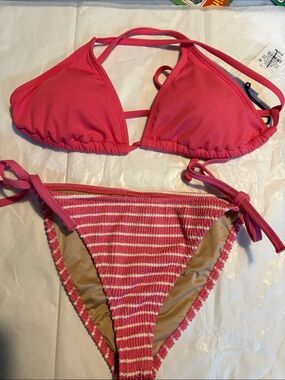 Shade & Shore Girls Hot Pink Ribbed Triangle Bikini Set